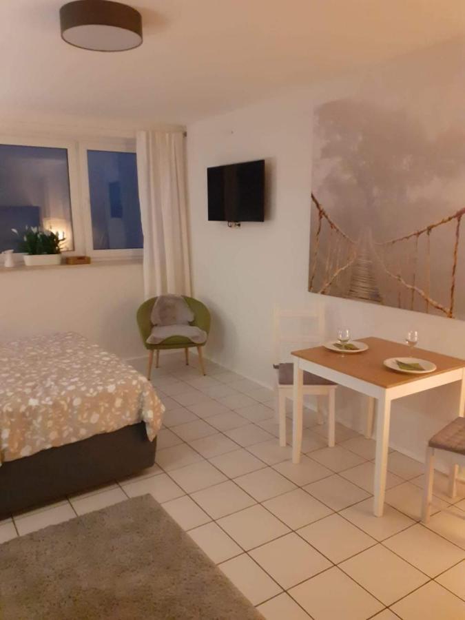 Zimmer Frei 2 Wiesbaden Buitenkant foto